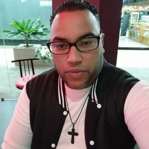 Meet your Posher, Ray